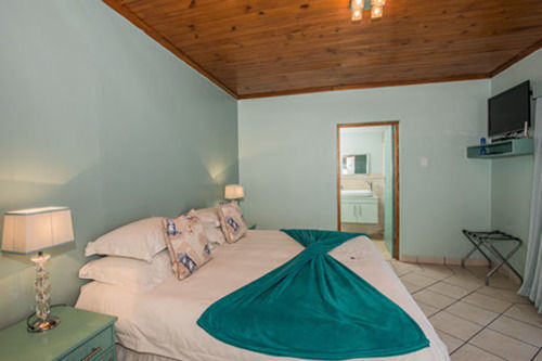 Whale Coast Lodge Hermanus Exterior photo