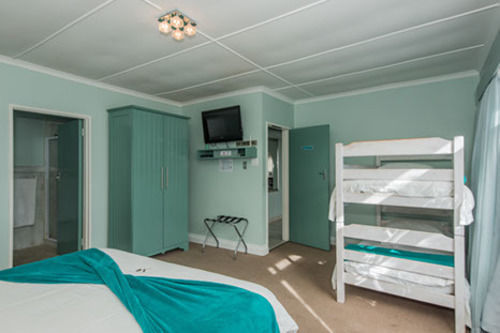 Whale Coast Lodge Hermanus Exterior photo